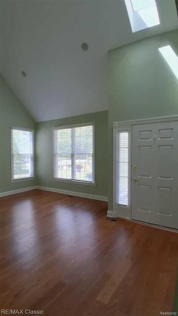 26426 Island Lake Drive Novi City MI 48374
