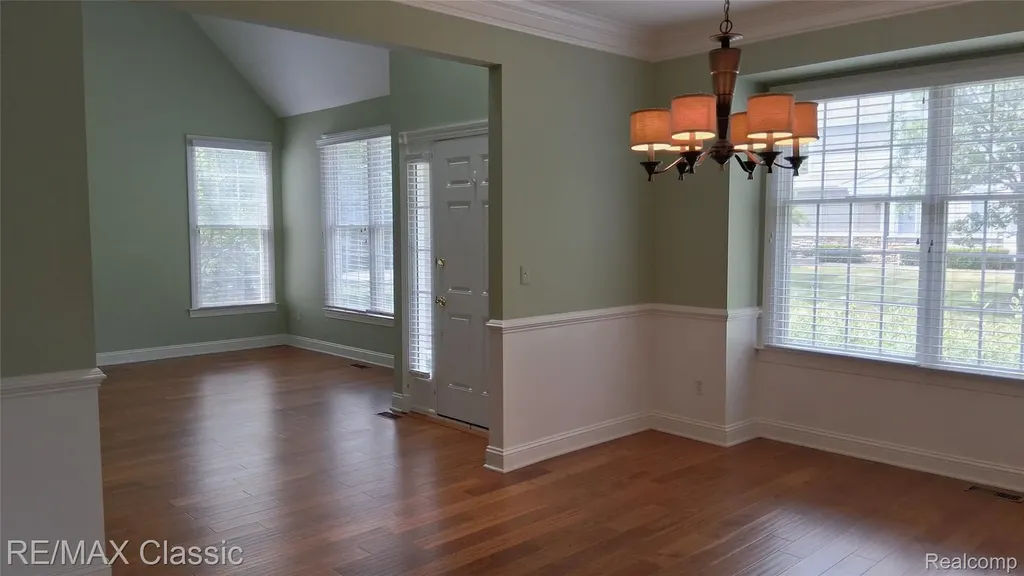 26426 Island Lake Drive Novi City MI 48374