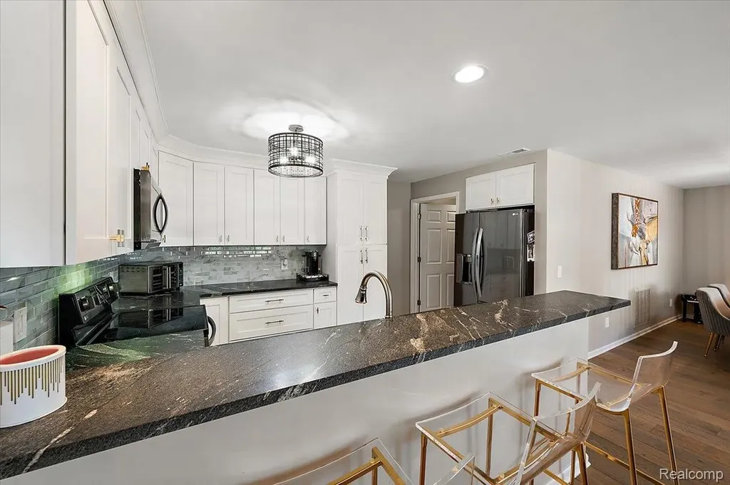 14575 Moravian Manor Circle Sterling Heights City MI 48312