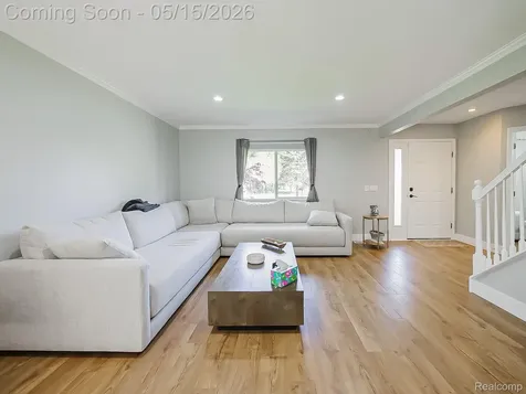 6655 Wedgewood Court Waterford Charter Township MI 48327
