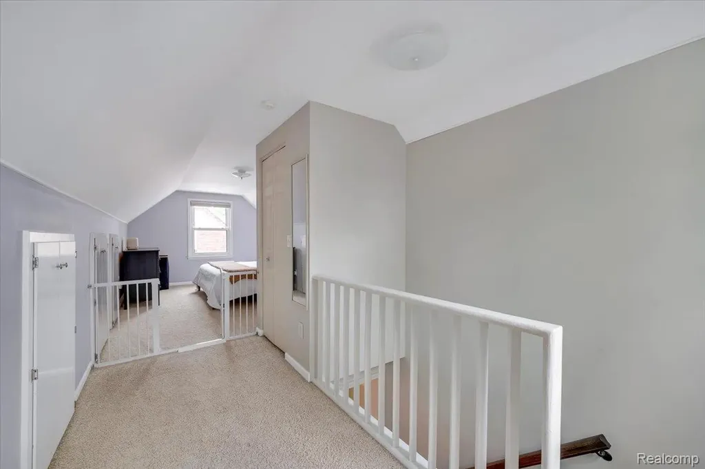 2934 N Altadena Avenue Royal Oak City MI 48073