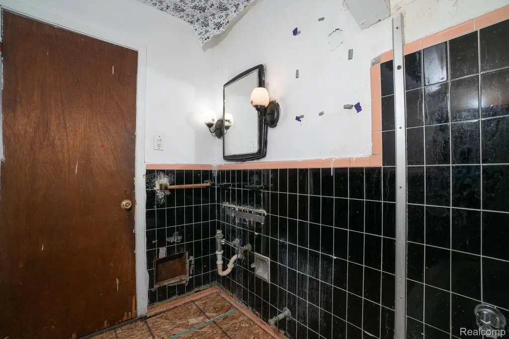 20084 Stahelin Avenue Detroit City MI 48219