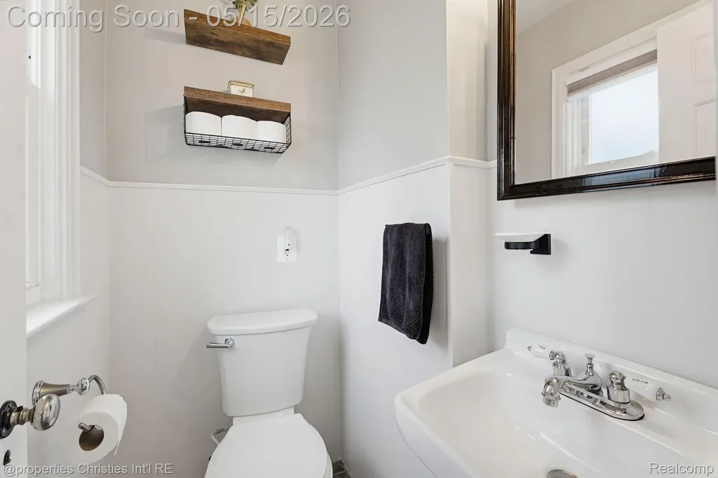 919 E Lincoln Avenue Royal Oak City MI 48067