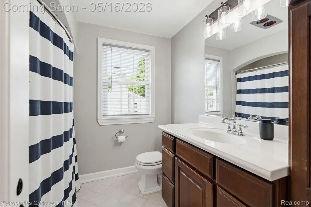 919 E Lincoln Avenue Royal Oak City MI 48067