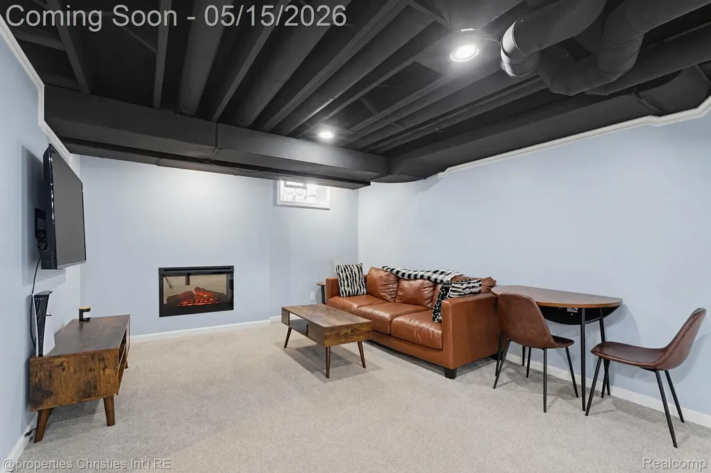 919 E Lincoln Avenue Royal Oak City MI 48067