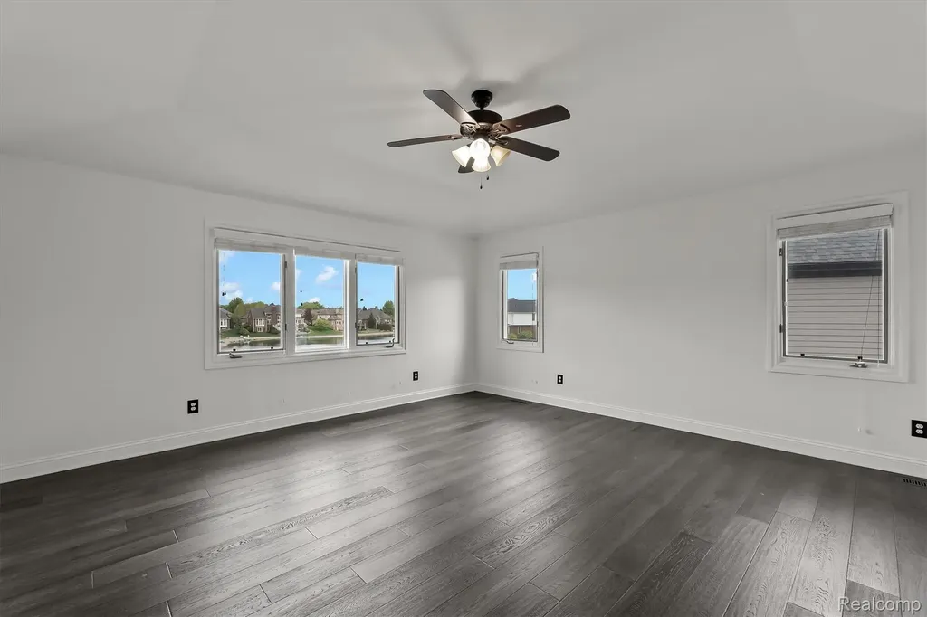 54381 Pelican Lane Shelby Charter Township MI 48315