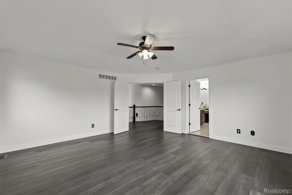54381 Pelican Lane Shelby Charter Township MI 48315
