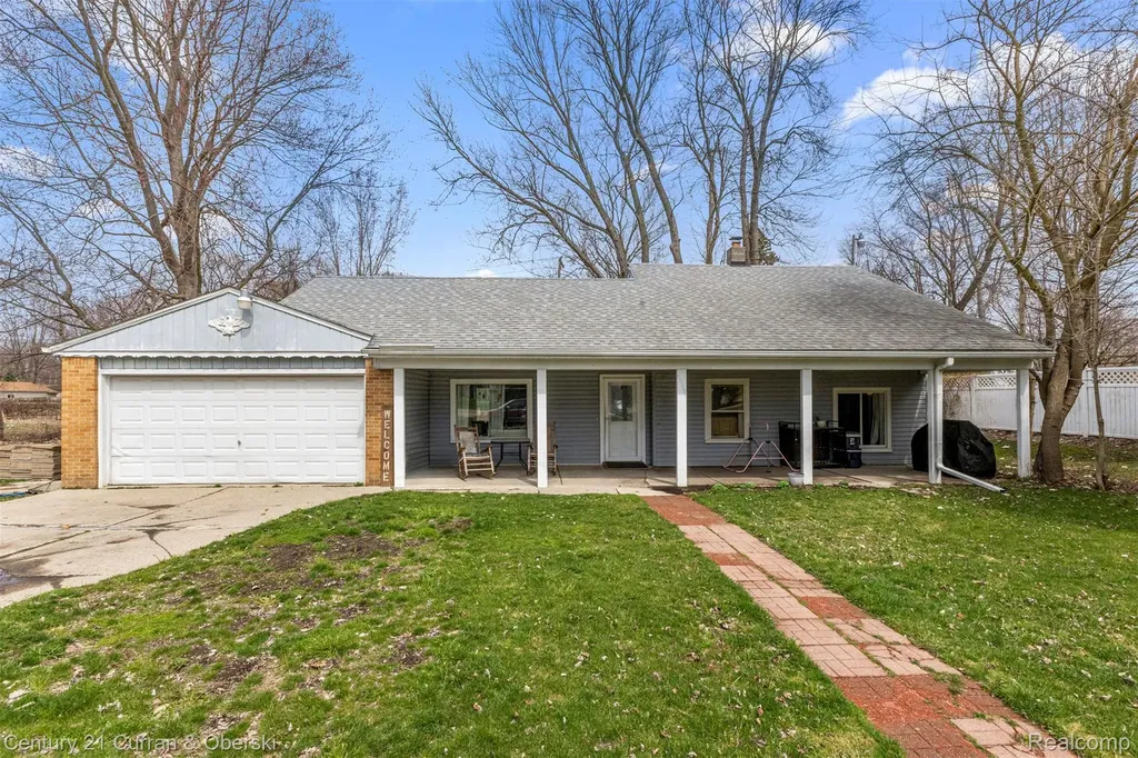 26891 Crocker Boulevard Harrison Charter Township MI 48045