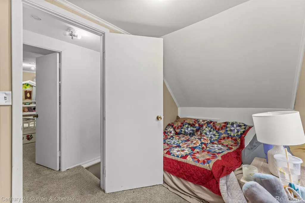 26891 Crocker Boulevard Harrison Charter Township MI 48045
