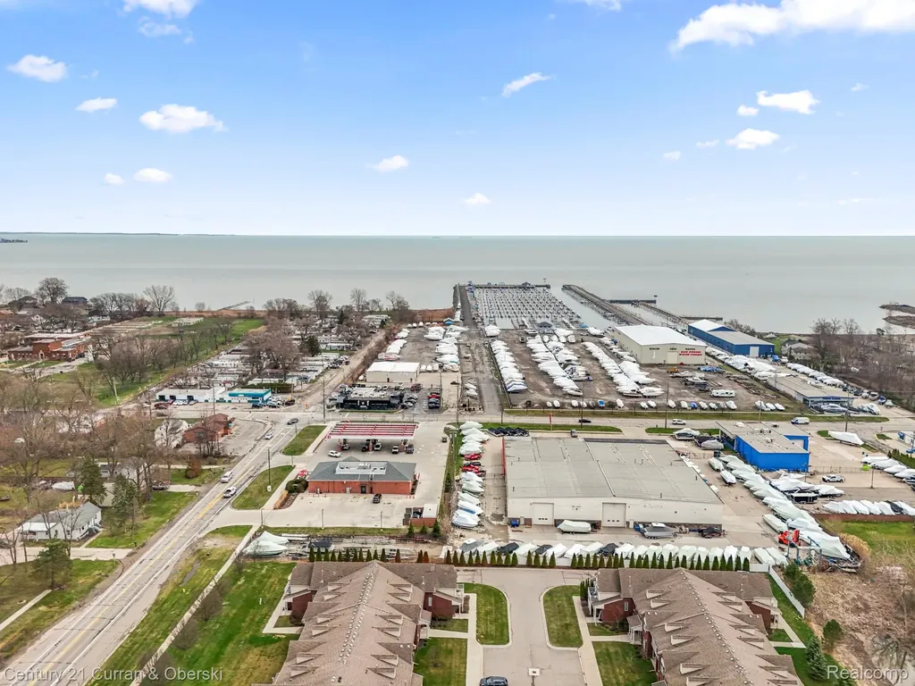 26891 Crocker Boulevard Harrison Charter Township MI 48045