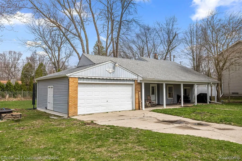 26891 Crocker Boulevard Harrison Charter Township MI 48045