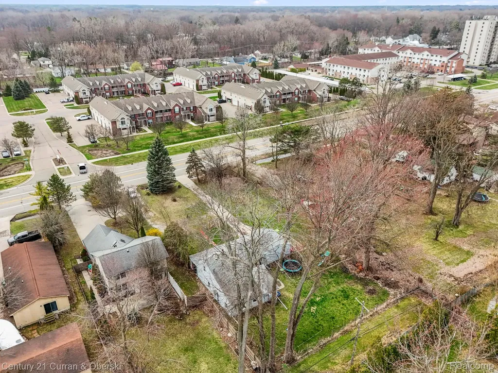 26891 Crocker Boulevard Harrison Charter Township MI 48045