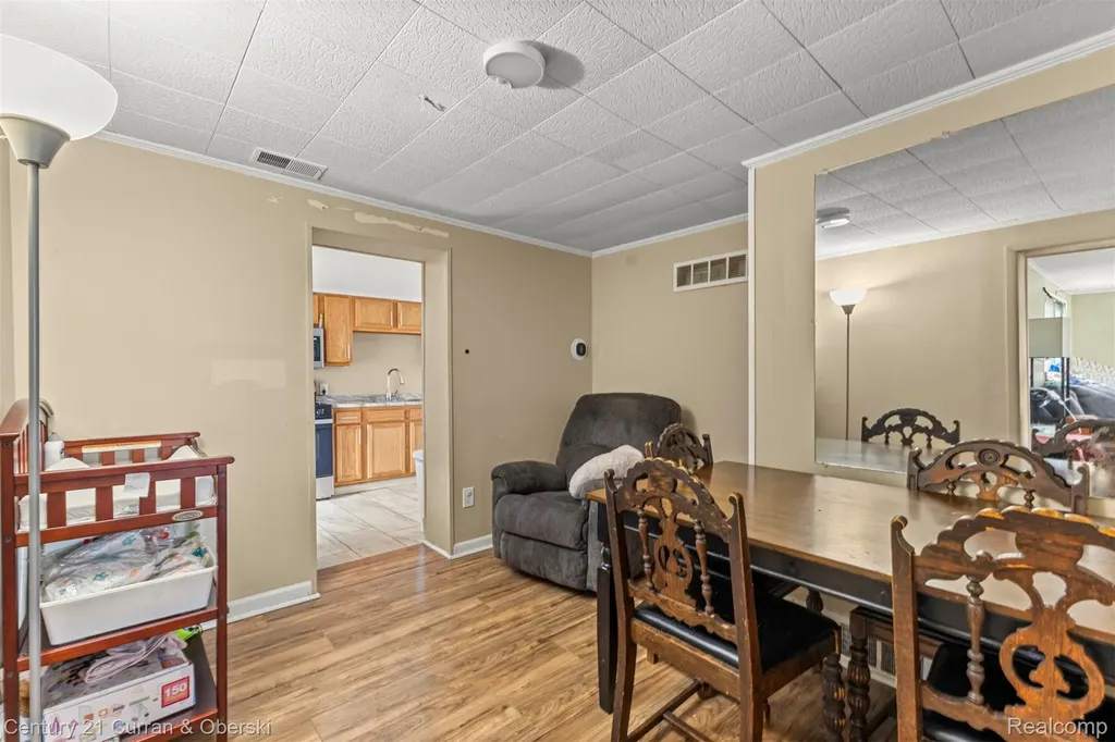 26891 Crocker Boulevard Harrison Charter Township MI 48045