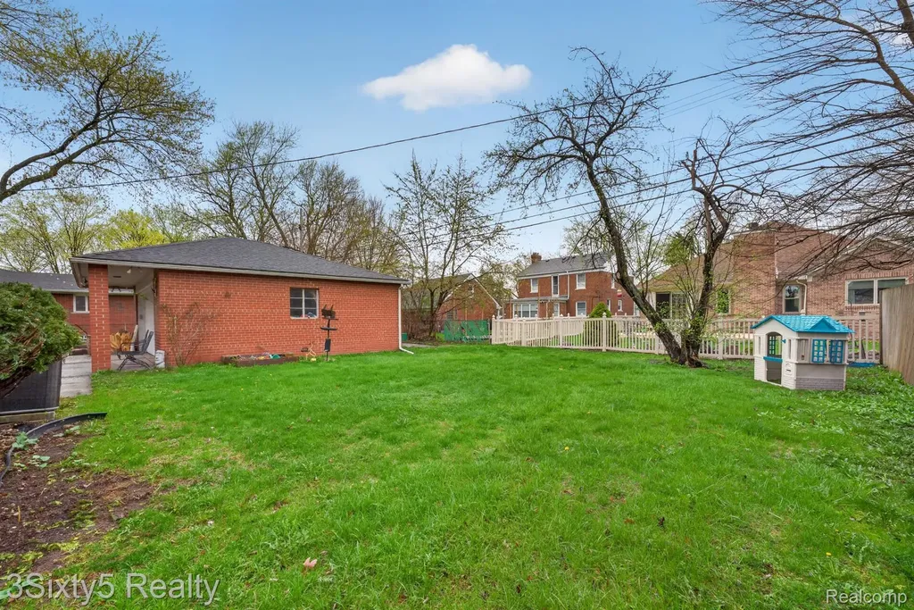 13164 Veronica Street Southgate City MI 48195