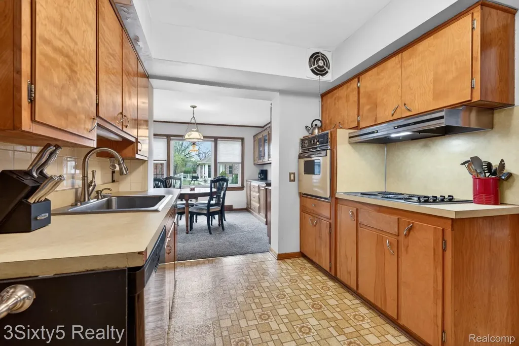13164 Veronica Street Southgate City MI 48195