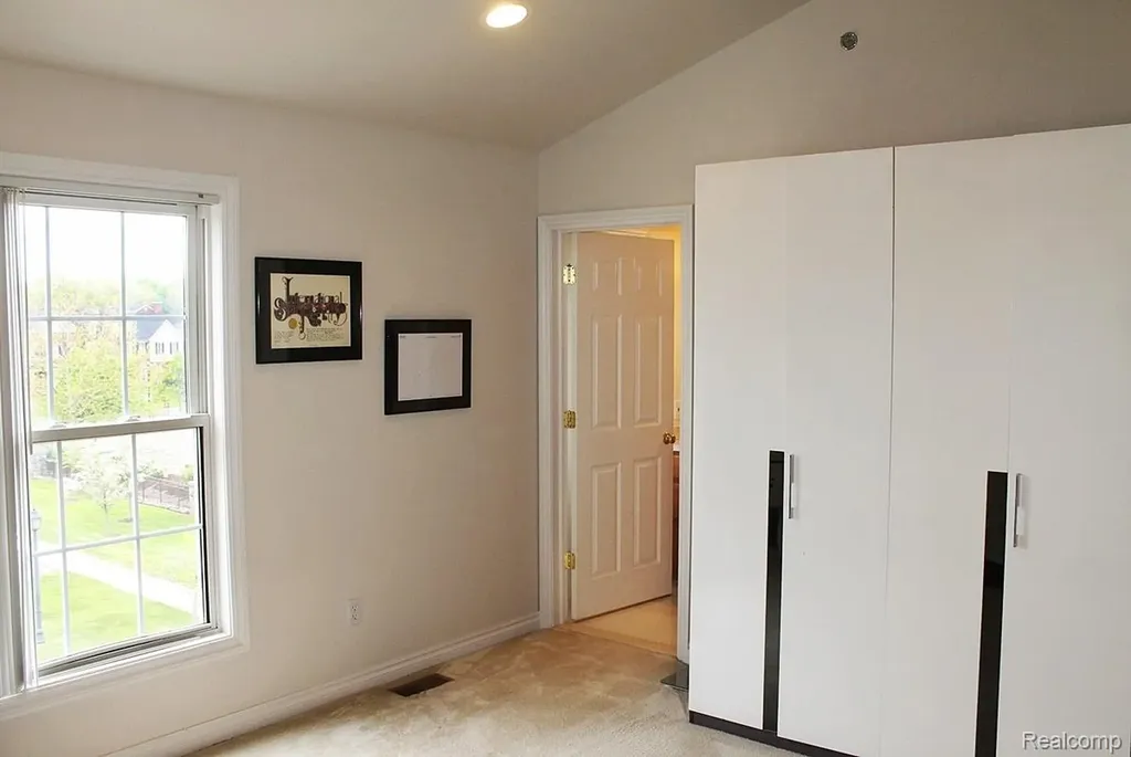 45411 N Stonewood Road Canton Charter Township MI 48187