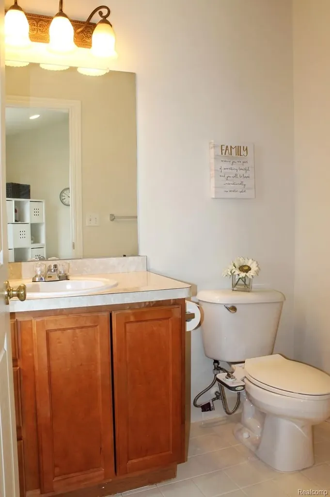 45411 N Stonewood Road Canton Charter Township MI 48187