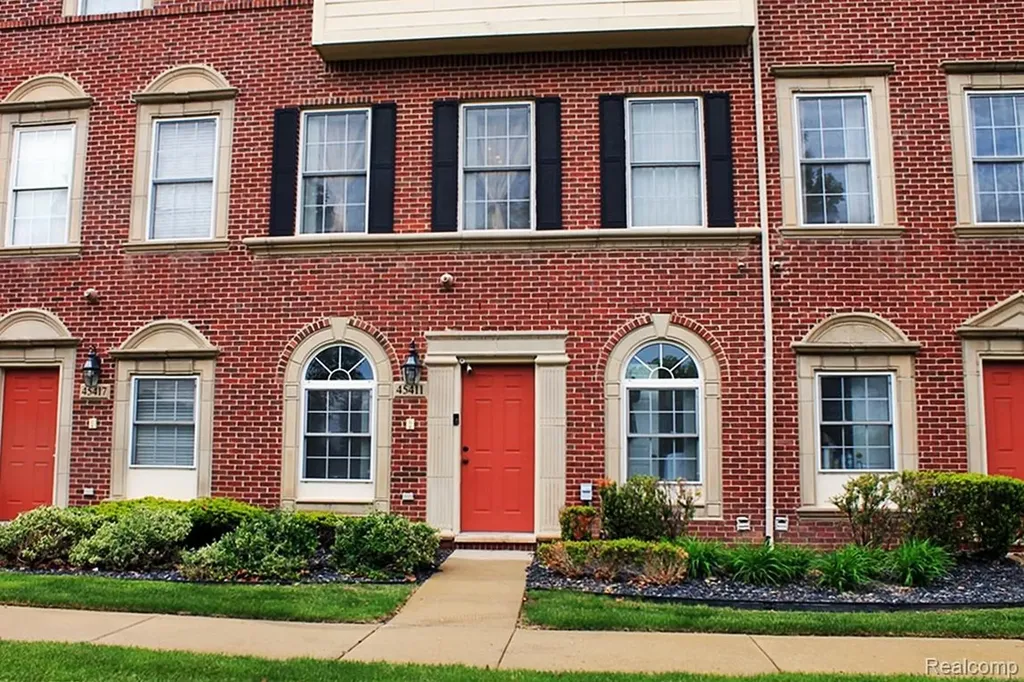 45411 N Stonewood Road Canton Charter Township MI 48187