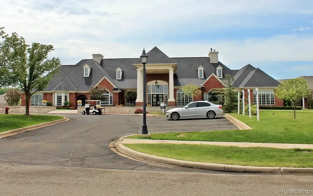 45411 N Stonewood Road Canton Charter Township MI 48187