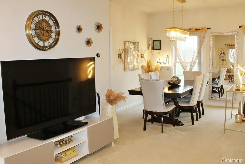 45411 N Stonewood Road Canton Charter Township MI 48187