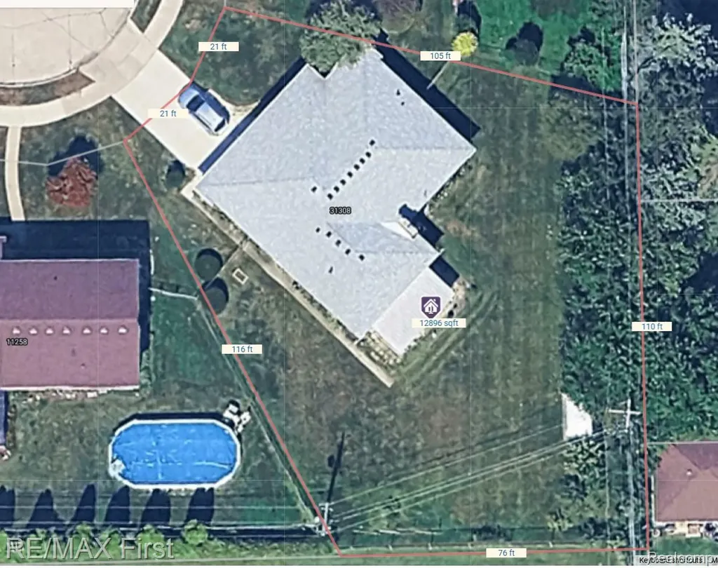 31308 Jay Drive Warren City MI 48093