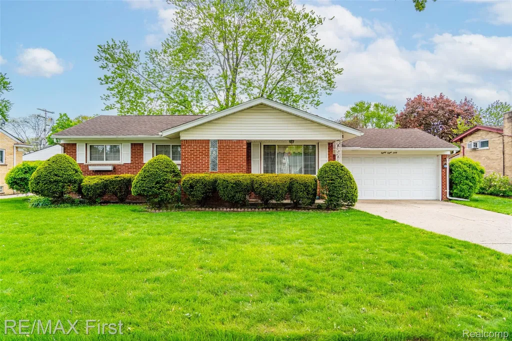 8860 Kidley Drive Sterling Heights City MI 48314