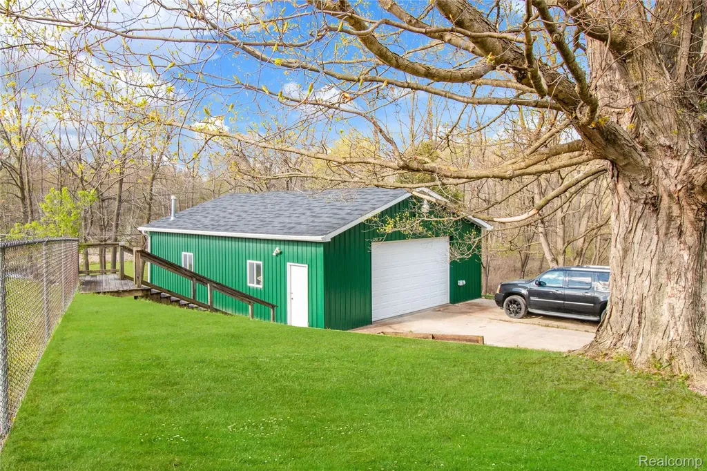 9093 Jordan Road Atlas Township MI 48439
