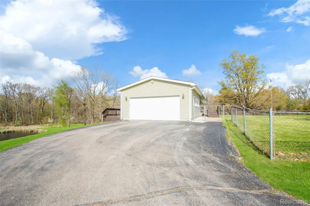 9093 Jordan Road Atlas Township MI 48439