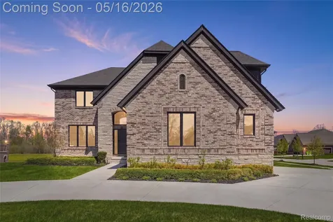 11963 Forest Brook Drive Washington Township MI 48094