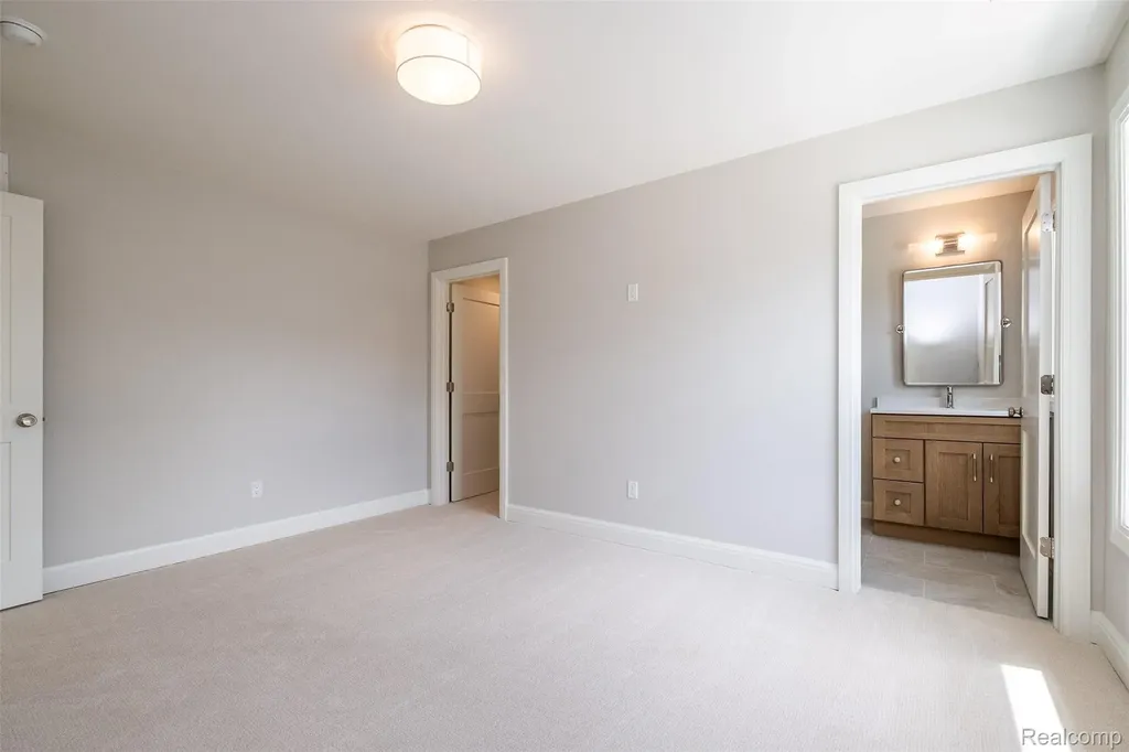 3800 Linwood Avenue Royal Oak City MI 48073