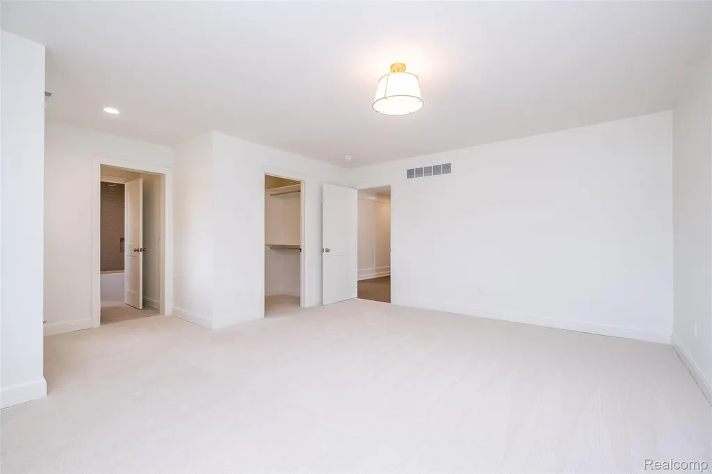 3800 Linwood Avenue Royal Oak City MI 48073