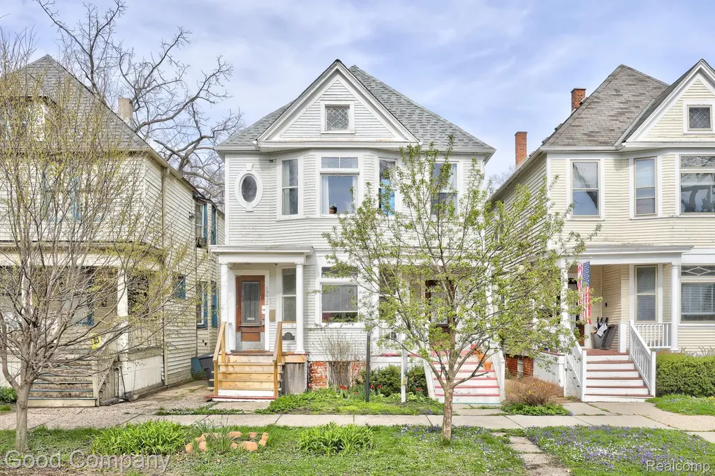 1728 Parker Street Detroit City MI 48214