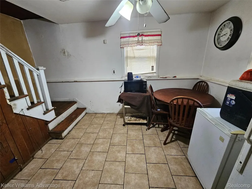 19760 Rowe Street Detroit City MI 48205