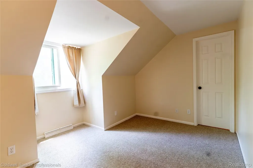3969 Braeburn Drive Norton Shores City MI 49441
