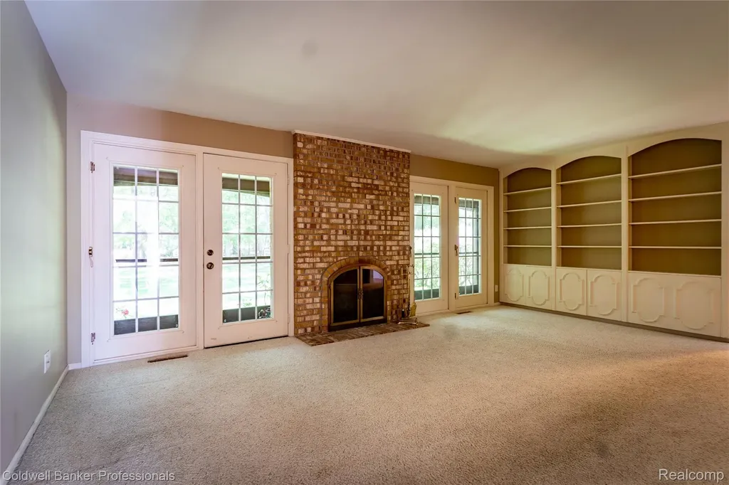 3969 Braeburn Drive Norton Shores City MI 49441