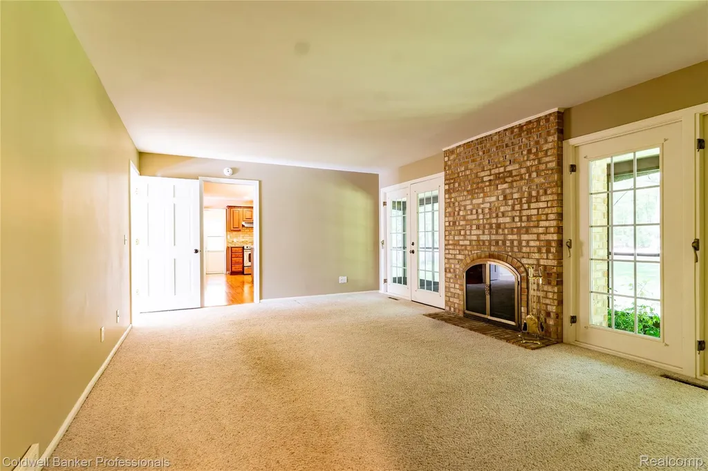 3969 Braeburn Drive Norton Shores City MI 49441
