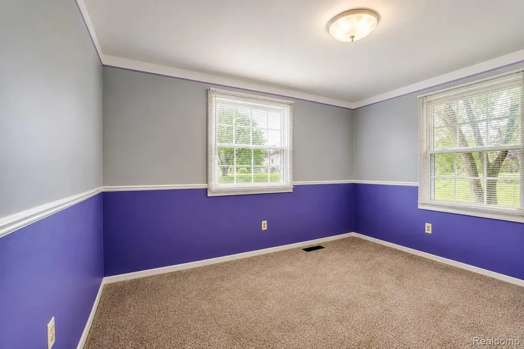 6295 Vernmoor Drive Troy City MI 48098