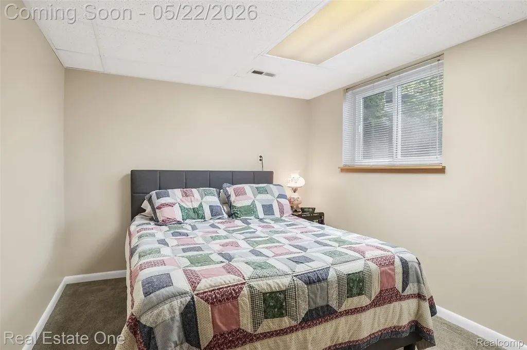 38743 Arcola Drive Sterling Heights City MI 48312
