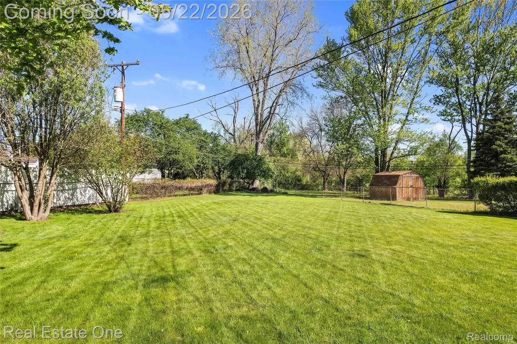38743 Arcola Drive Sterling Heights City MI 48312