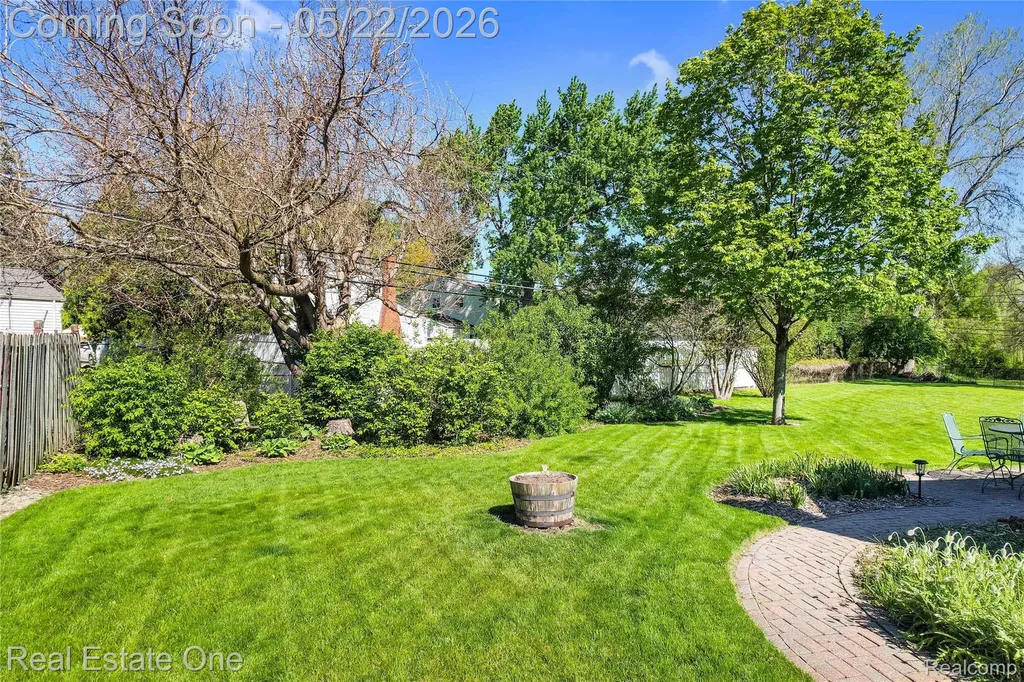 38743 Arcola Drive Sterling Heights City MI 48312