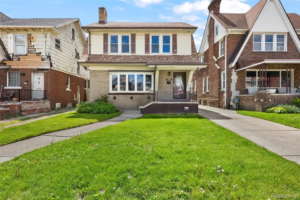 2681 Burlingame Street Detroit City MI 48206