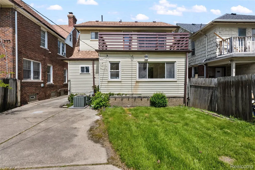 2681 Burlingame Street Detroit City MI 48206