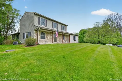 425 Arbor Pine Drive Ortonville Village MI 48462