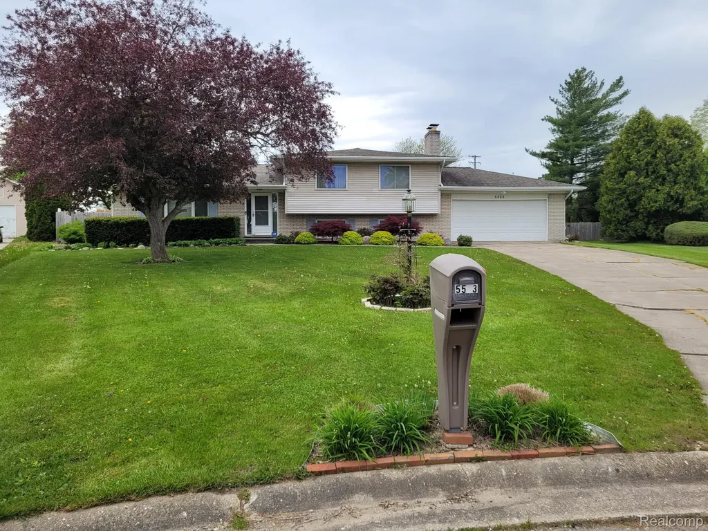 5523 Jerome Lane Grand Blanc Charter Township MI 48439