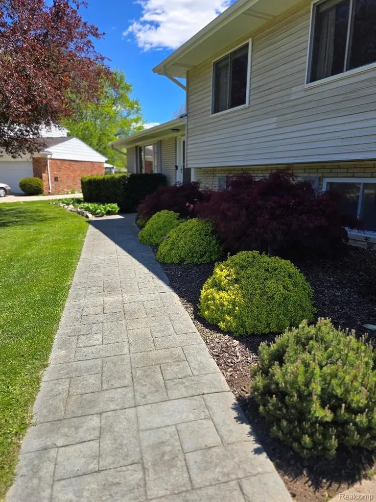 5523 Jerome Lane Grand Blanc Charter Township MI 48439