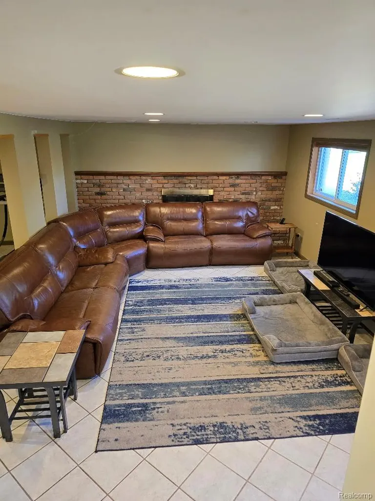 5523 Jerome Lane Grand Blanc Charter Township MI 48439