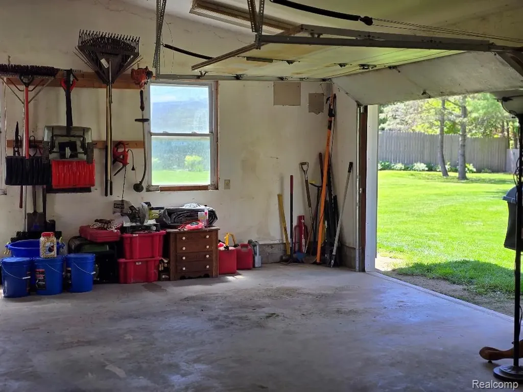 5523 Jerome Lane Grand Blanc Charter Township MI 48439