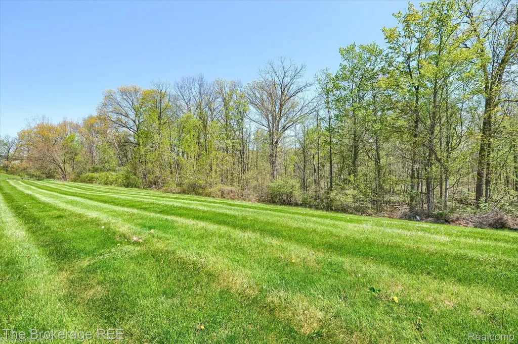 9538 Fenhill Drive Mundy Township MI 48439