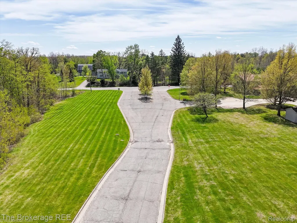 9538 Fenhill Drive Mundy Township MI 48439