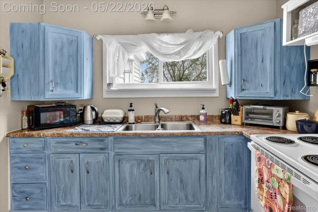 7950 Mayville Road Koylton Township MI 48453